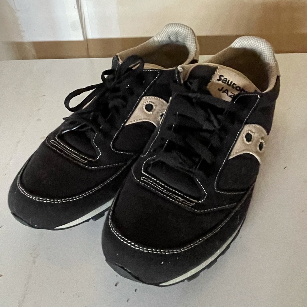 Saucony Jazz- black, Men’s size 11.5
